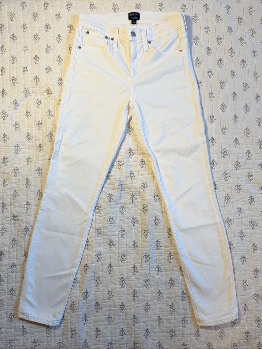 J.Crew 9” Mid-Rise Skinny Jeans – Crisp White – Size 27